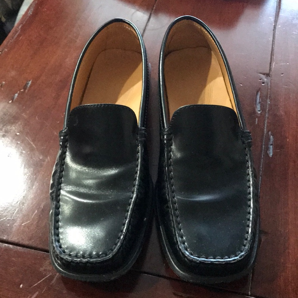 Tods Black loafer